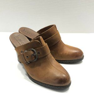 BOC Born Brown leather Buckle Accent High Heel Boot Shape Mules Womans sz 10
